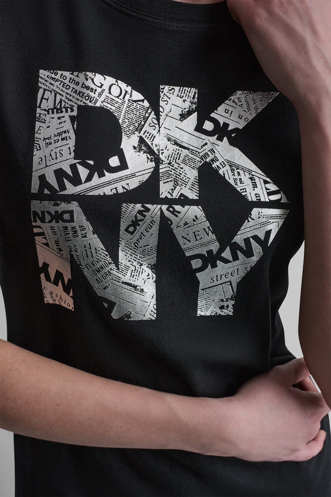 NEWSPRINT DKNY STACK - Image 6
