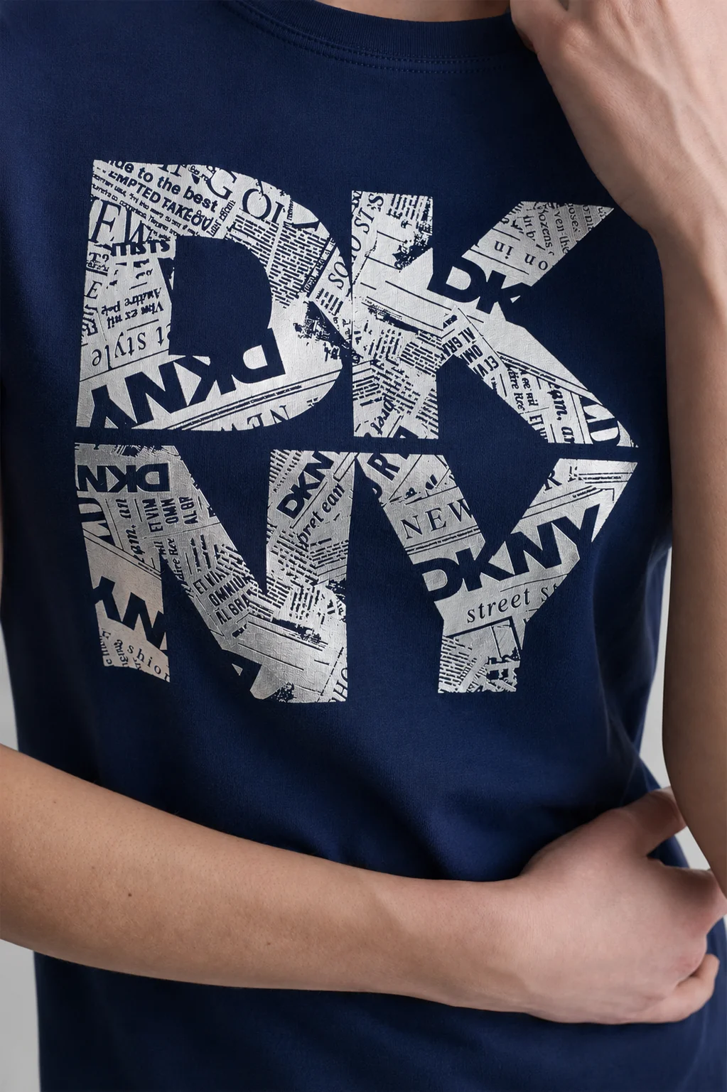 NEWSPRINT DKNY STACK - Image 4