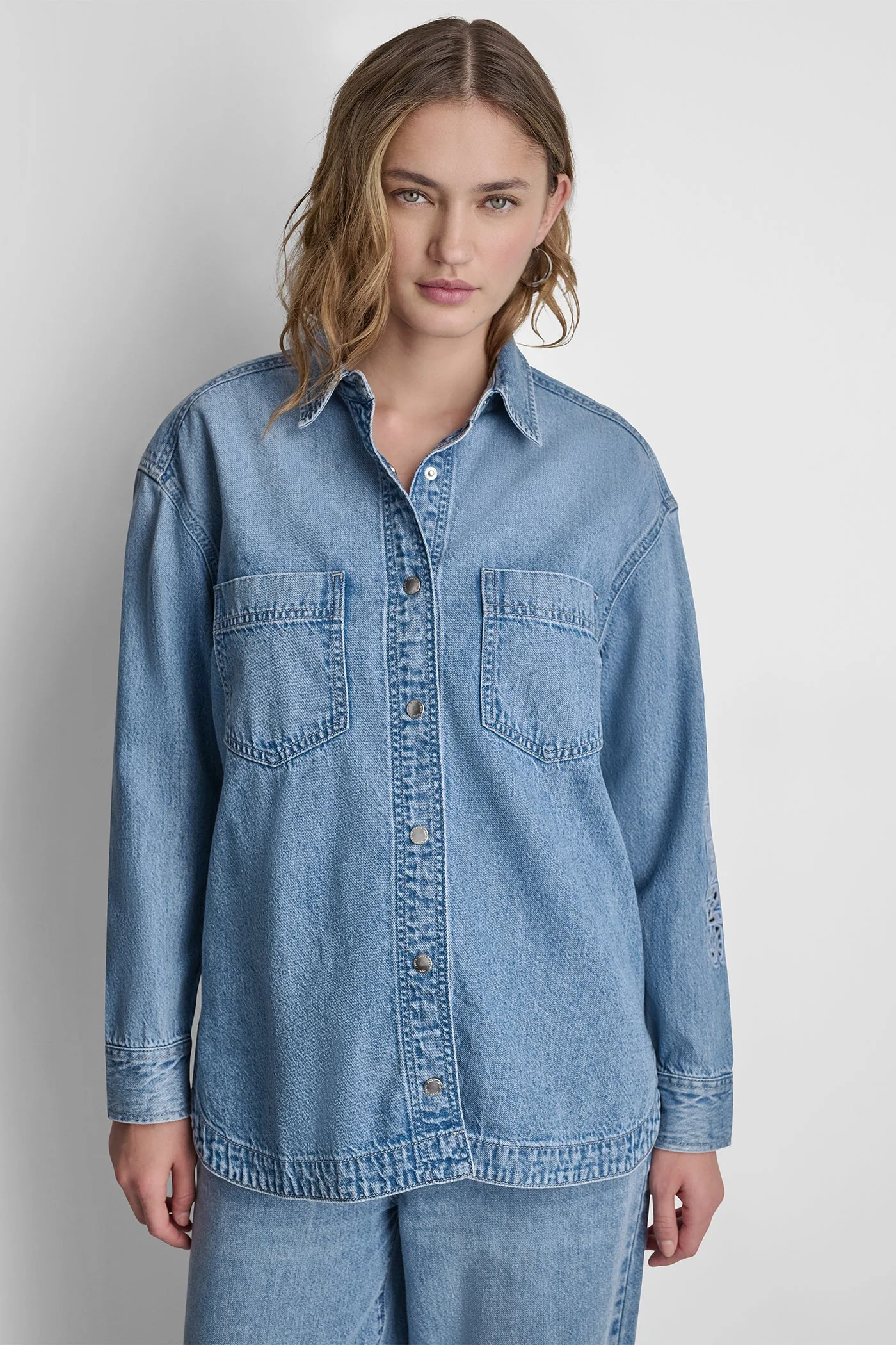 OVERSIZED SHIRT W LONG SLEEVE