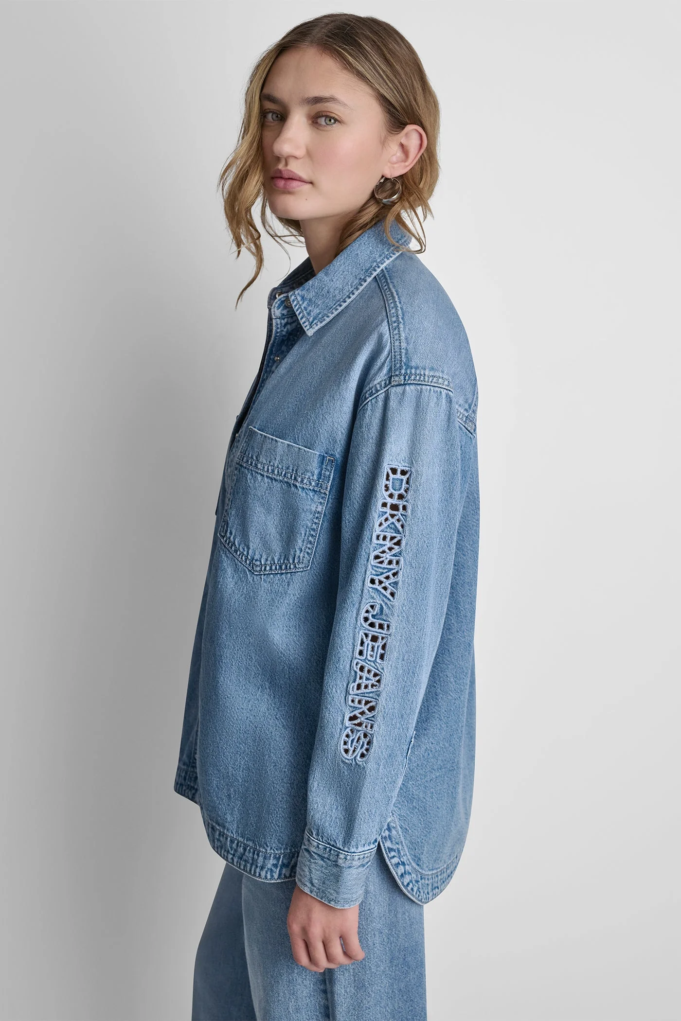 OVERSIZED SHIRT W LONG SLEEVE - Image 12